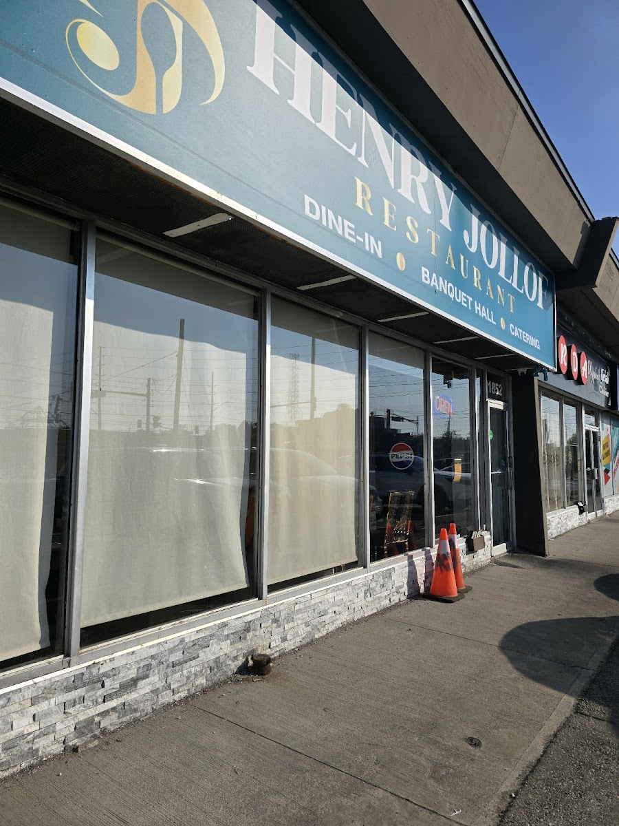 HENRY JOLLOF RESTAURANT DUNDAS