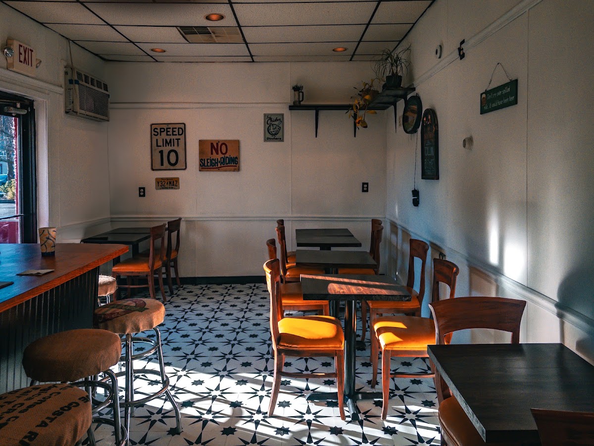 Highlands Cafe
