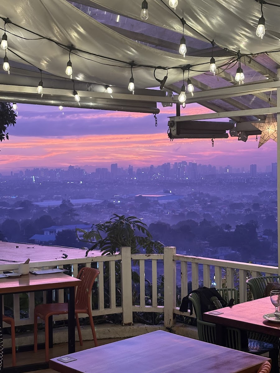 Hill House Dining