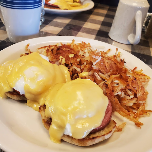 Eggs Benedict
