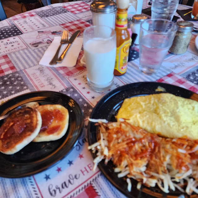 Sausage and Cheese Omelette