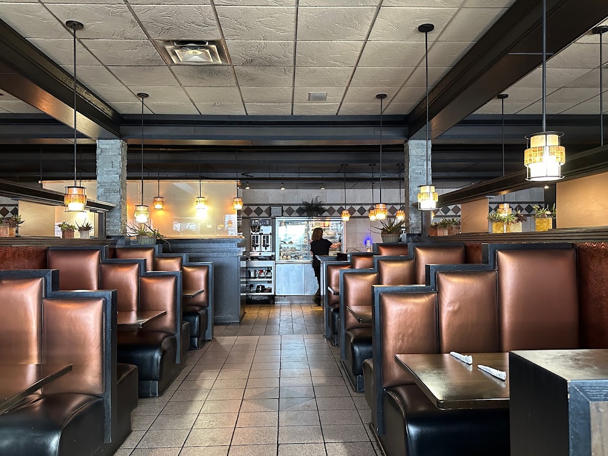 Hillview Restaurant