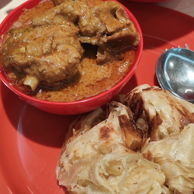 Roti Canai Curry Chicken