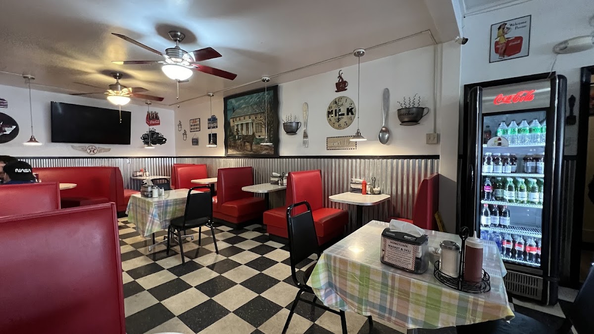 Hometown Cafe