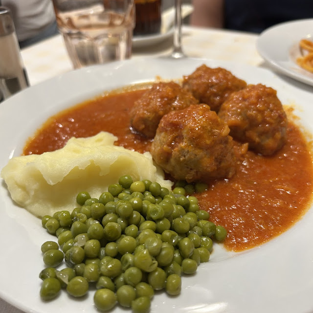 Traditional Meatballs