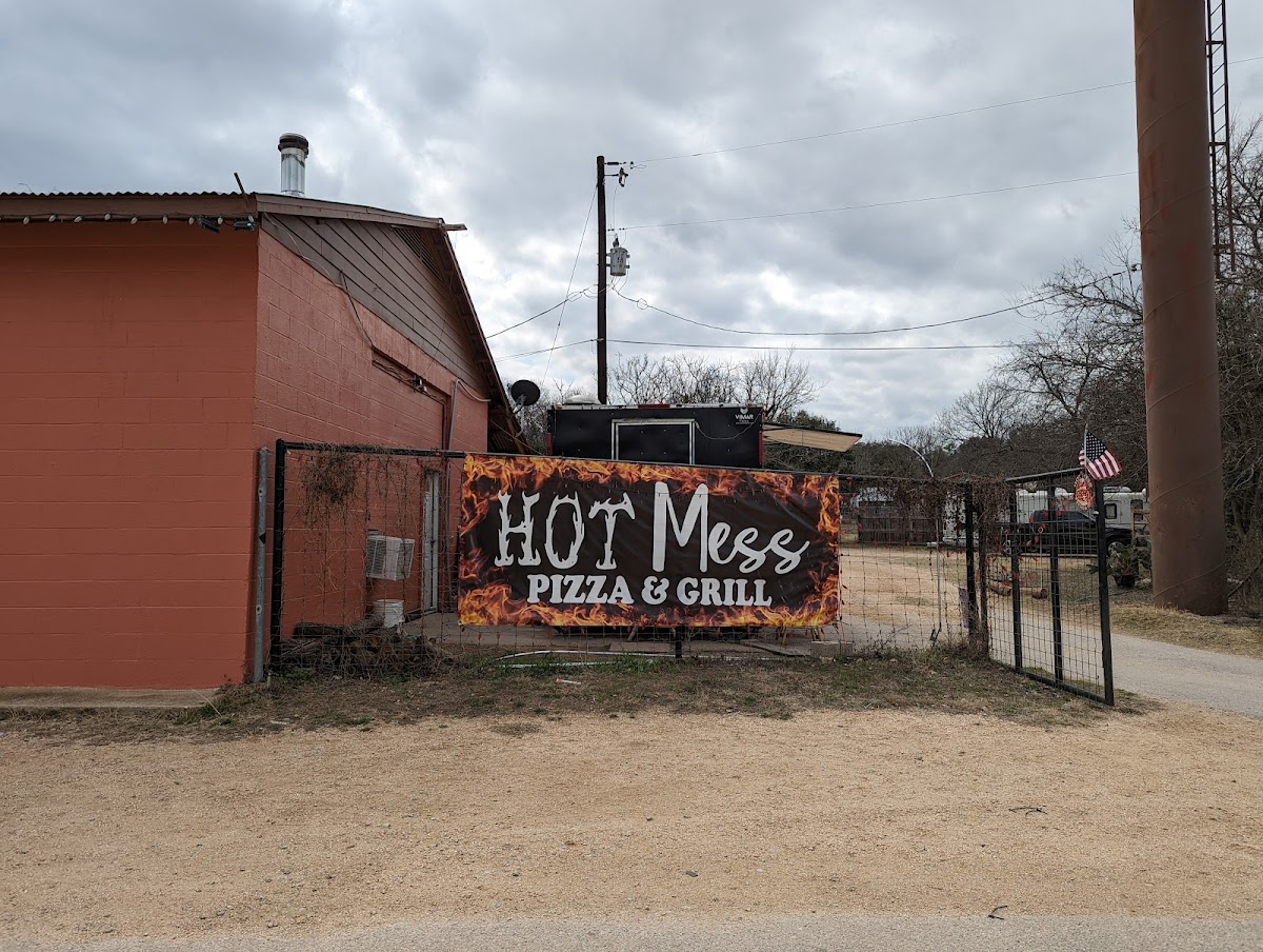 Hot Mess Pizza & Grill