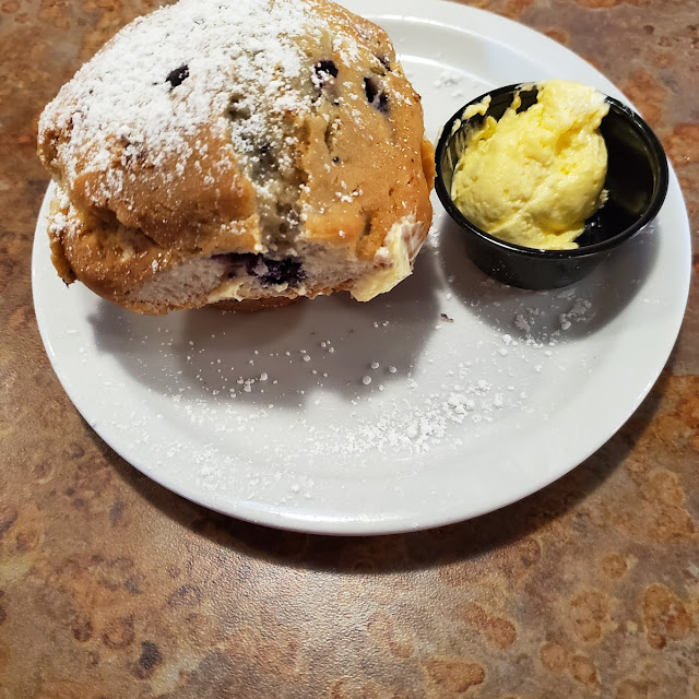 Huckleberry Muffin