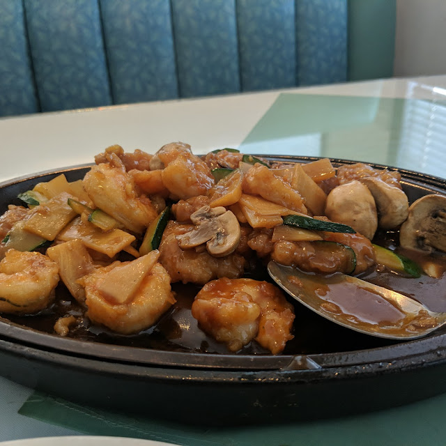 Garlic and Mushroom Sizzling Seafood