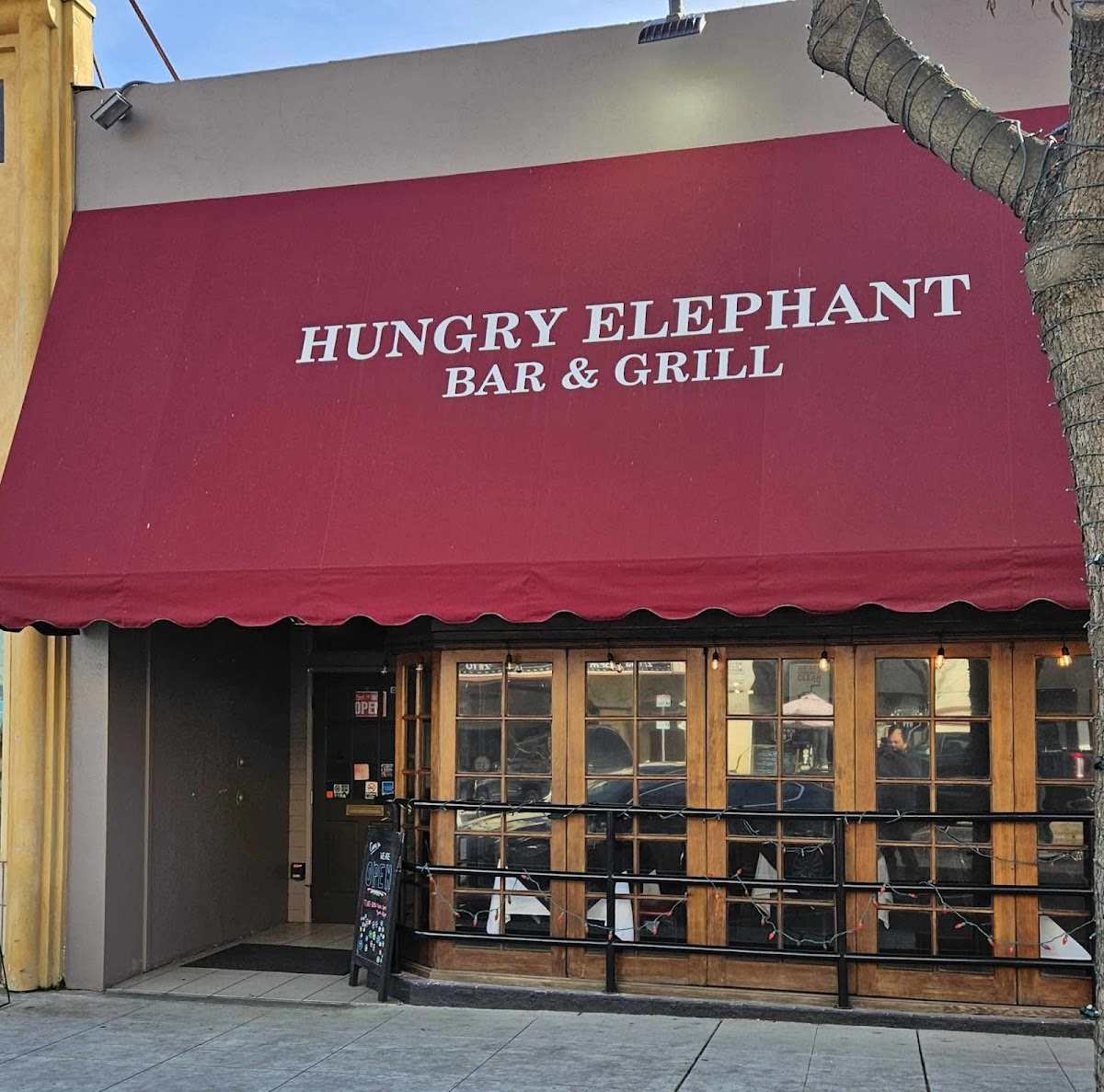 Hungry Elephant Bar & Grill