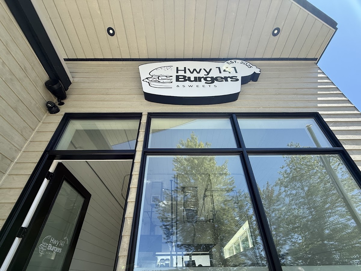 HWY 141 Burgers and Sweets