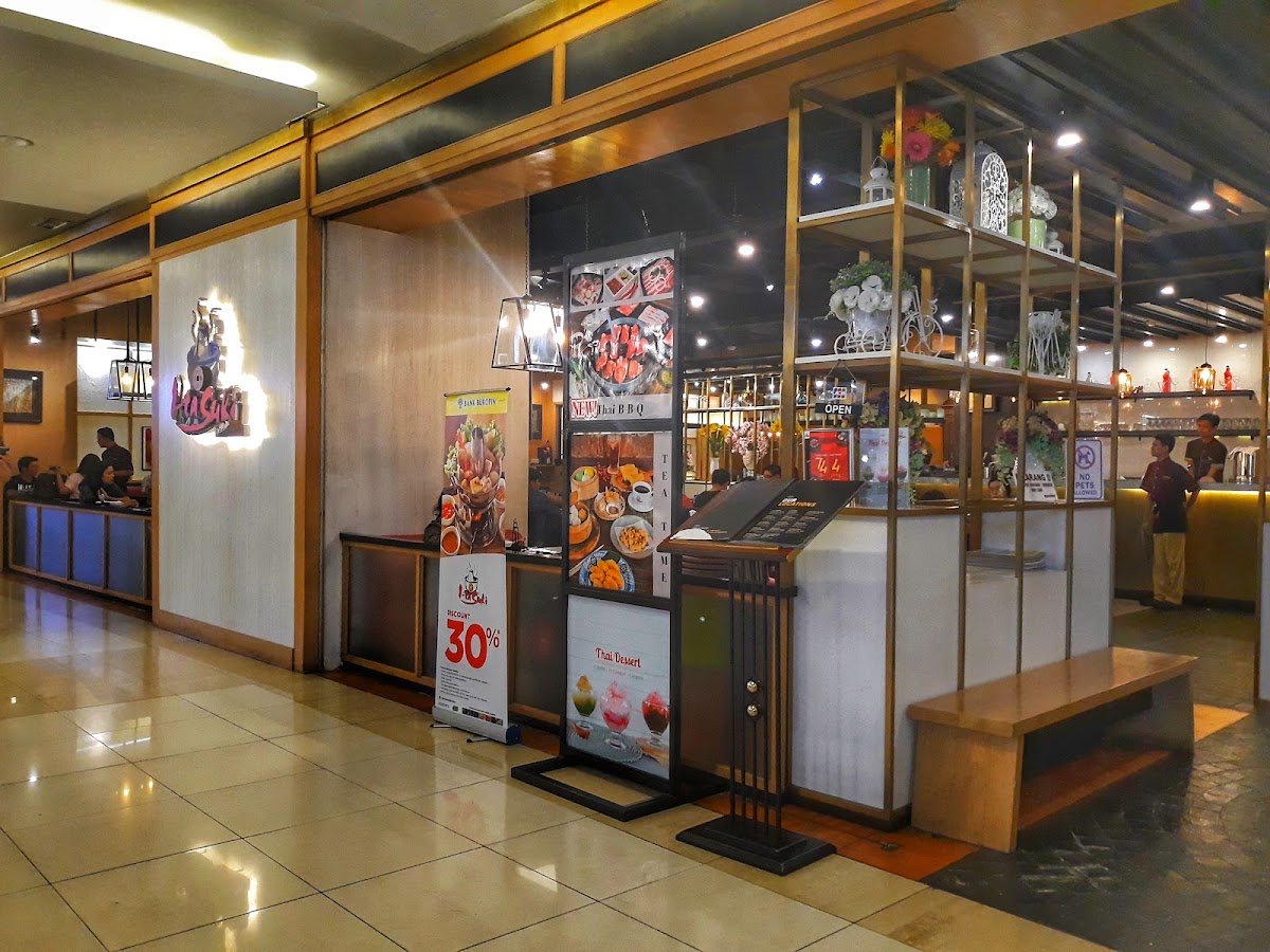 I-Ta Suki Central Park Mall