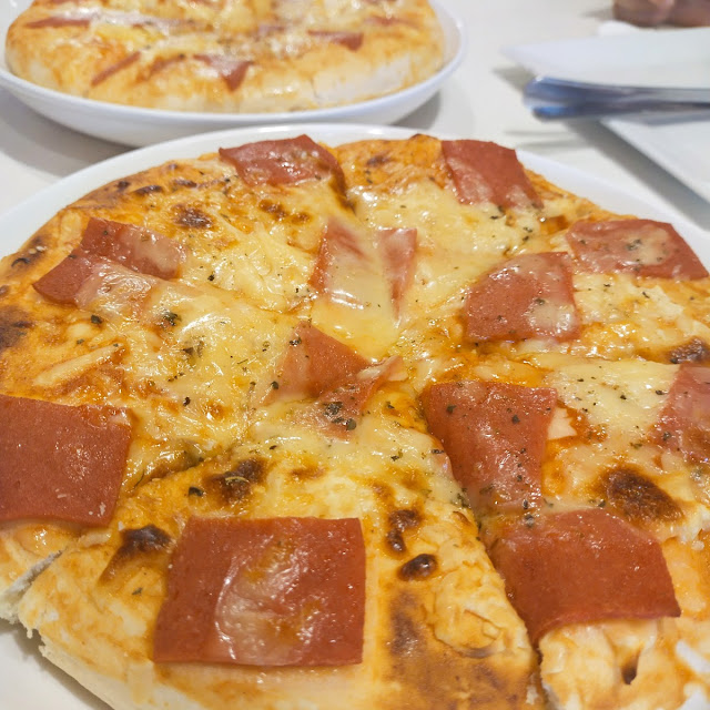 Ham Pizza