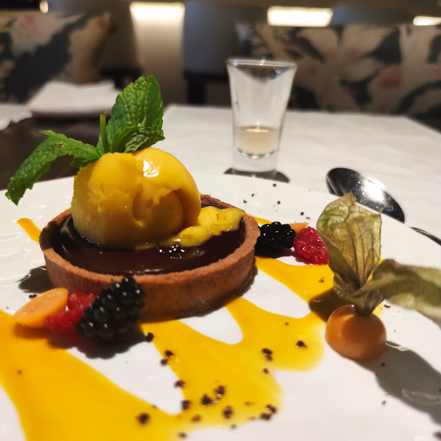 Galleta de Mantequilla Y Chocolate Con Helado de Mango
