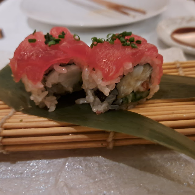 Niguiri Bogavante Con Atun