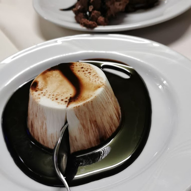 Panna Cotta Profitterol