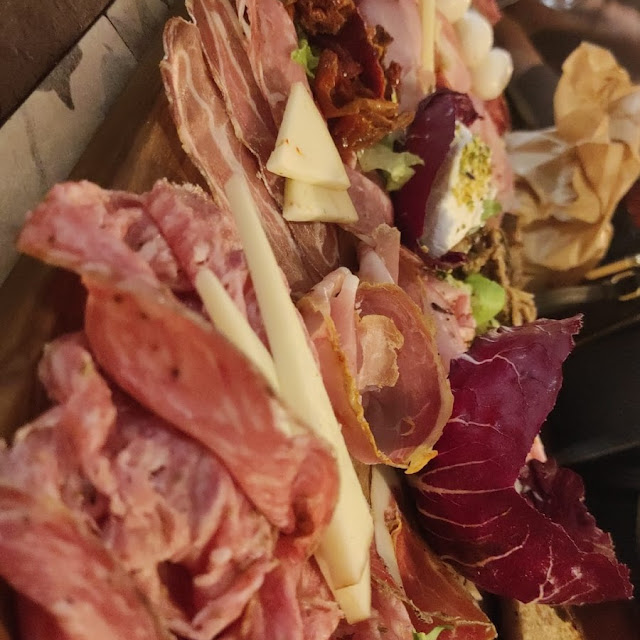Mix Di Salumi E Formaggi