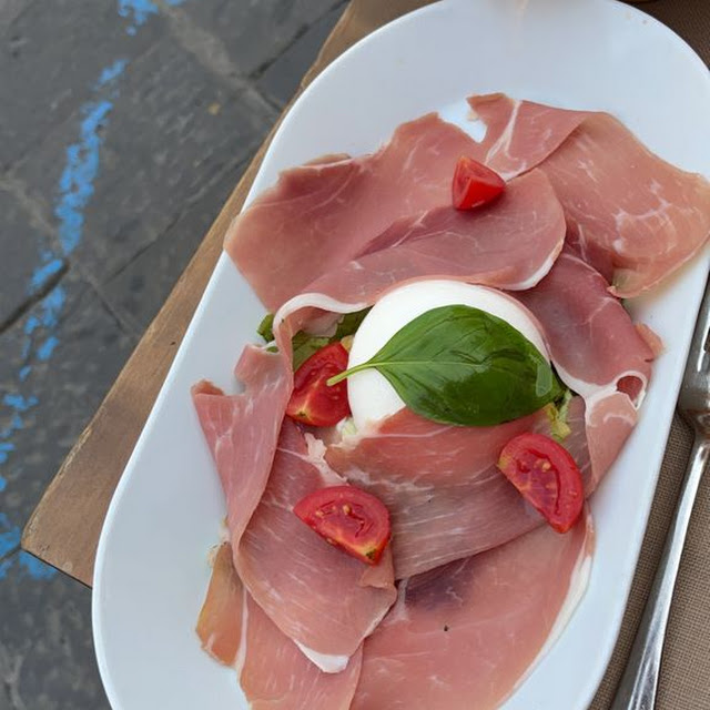 Crudo E Bufala