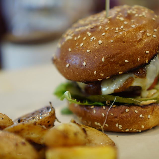 Hella Veg Burger