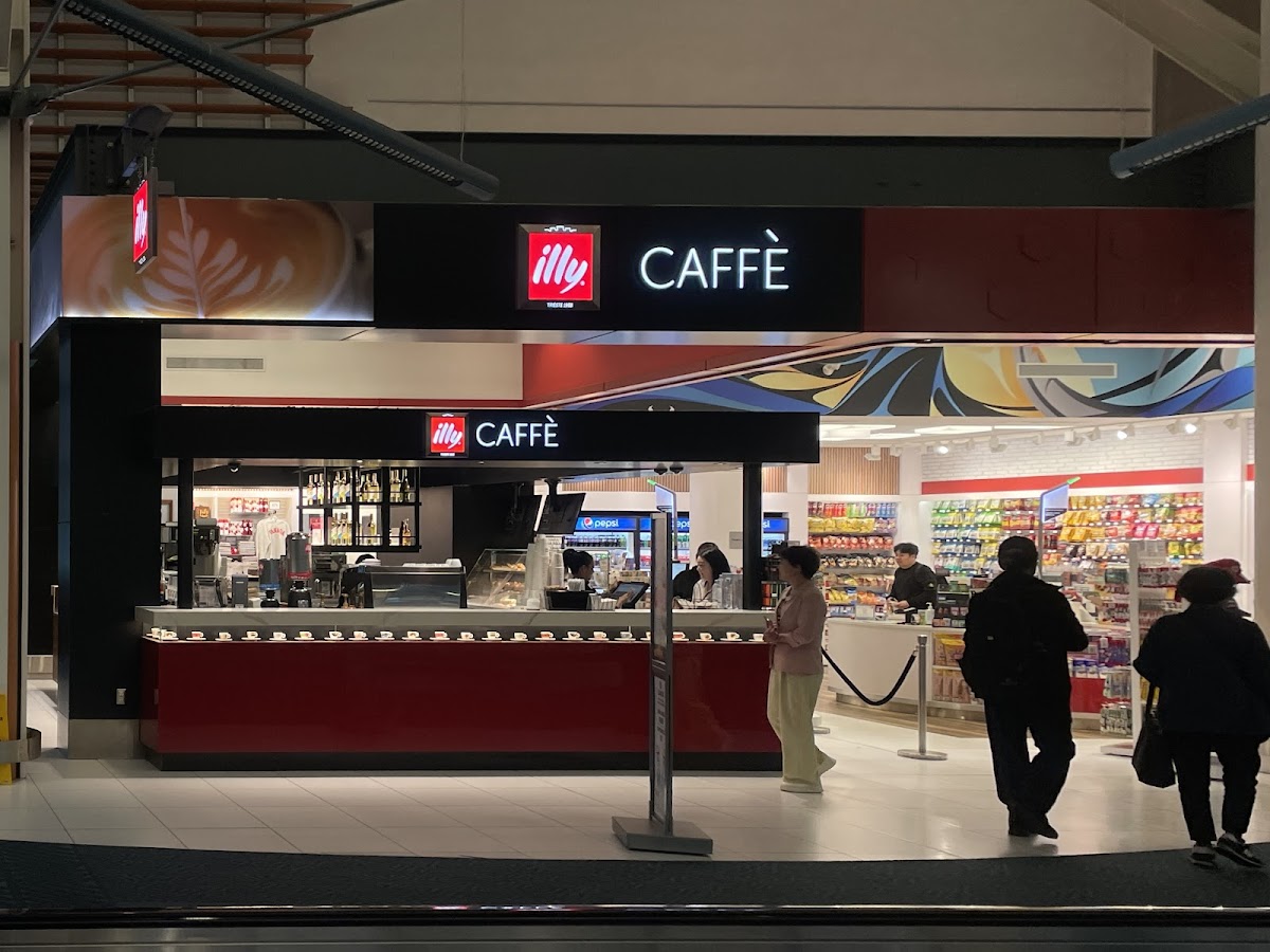 illycaffe and Relay
