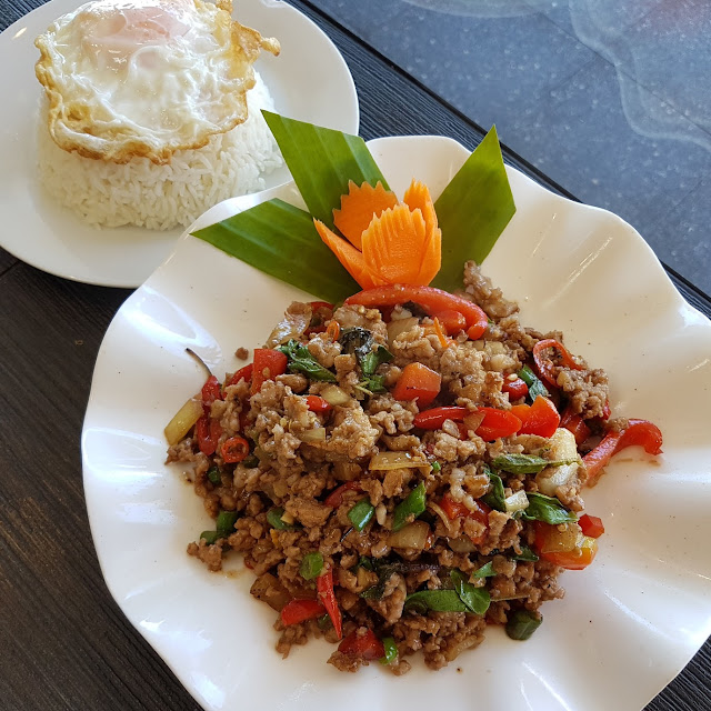 Stir-Fried Chilli Basil