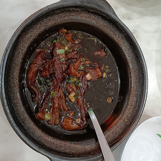Chicken Feet with Mushroom 冬菇鸡脚