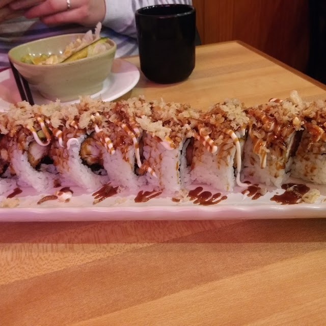 Chickem Avocado Roll