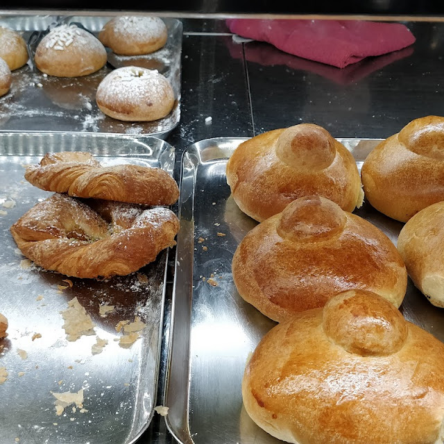Cornetti Con Ricotta E Pistacchi