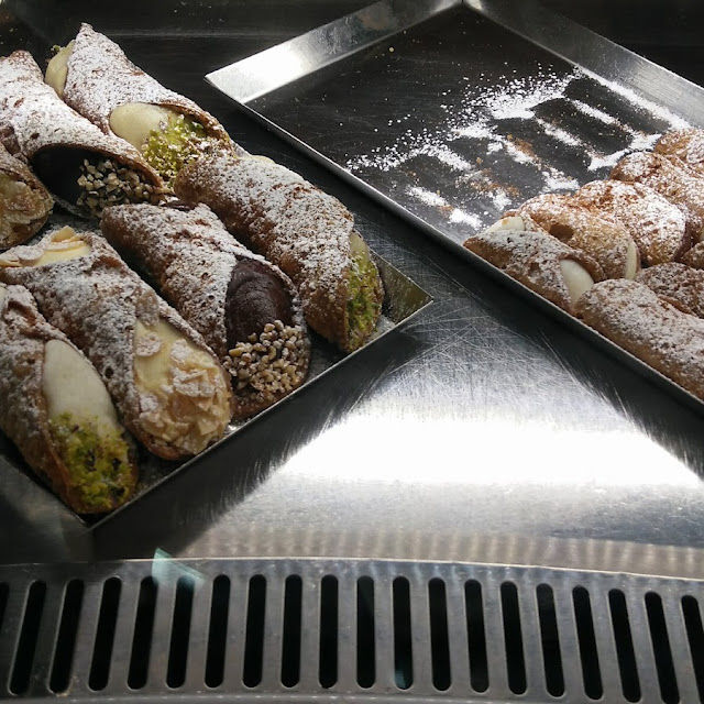Cannoli Siciliani
