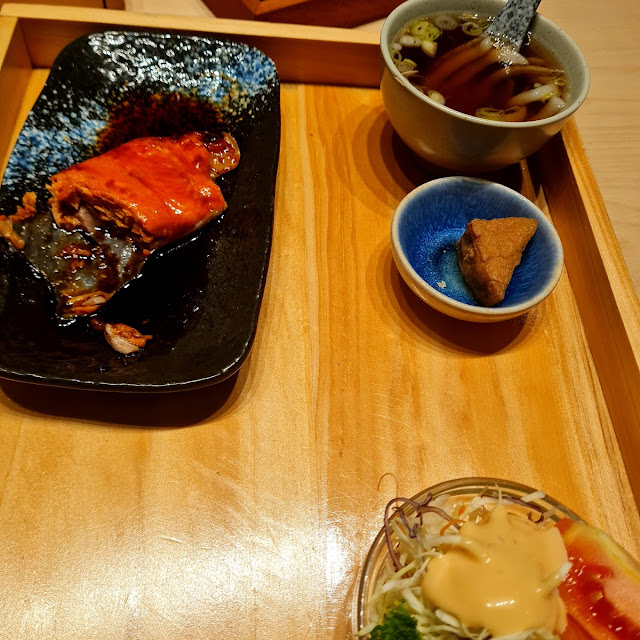 Salmon Set