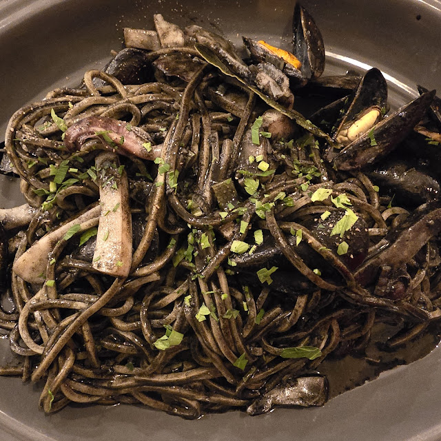 Spaghetti Freschi Al Nero Di Seppia