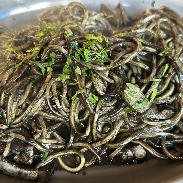 Ricciole Al Nero Di Seppia