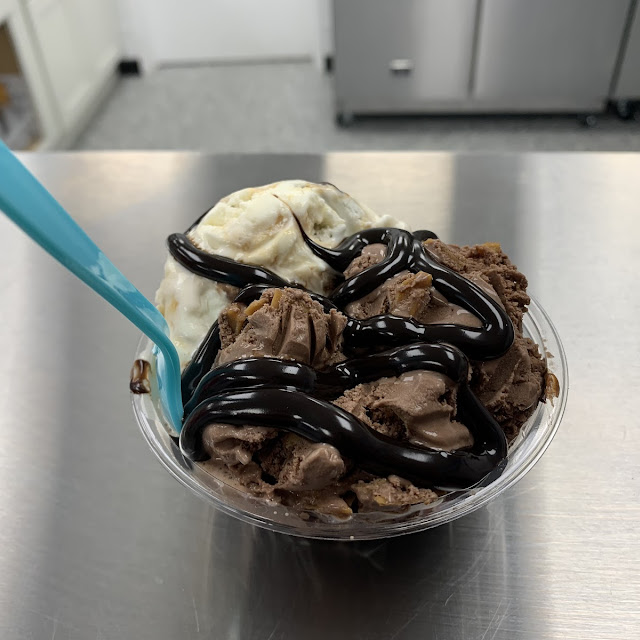 Dark Chocolate and Peanut Butter Cookie with Hot Fudge