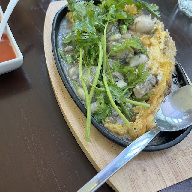 Pan Fried Oyster Omelette