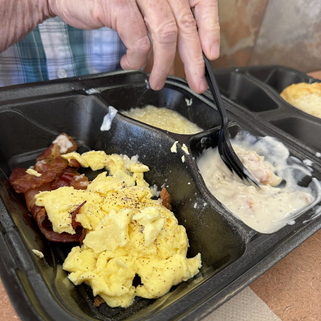 Biscuit and Gravy