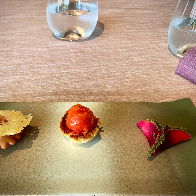 Amuses Bouches ✓