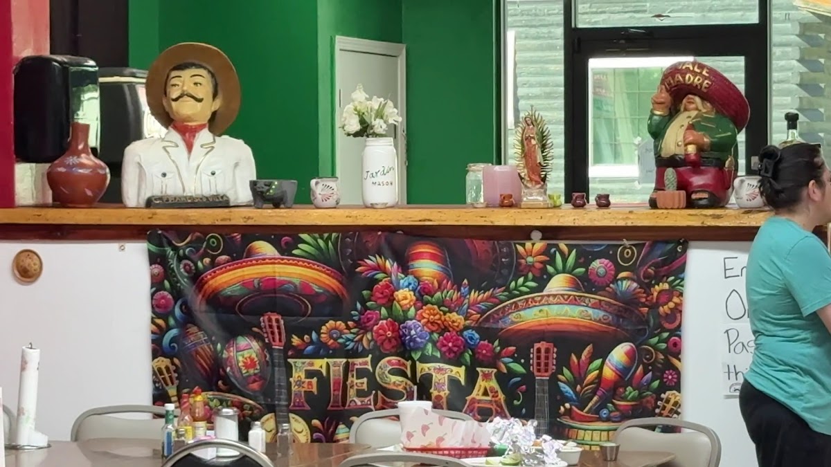 Javi’s Mexican Grill