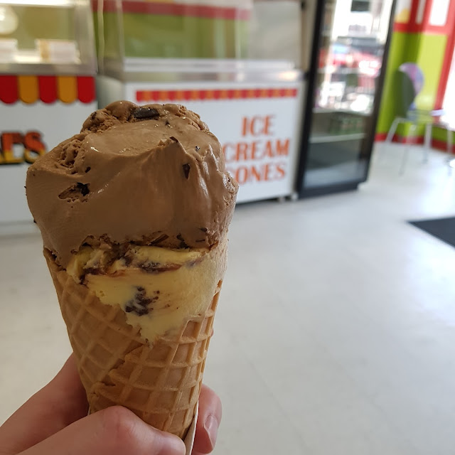 Nanaimo & Espresso Flake