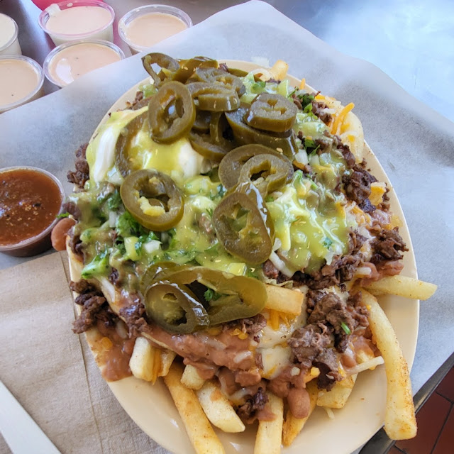 Chili Cheese Fries Wicarne Asada