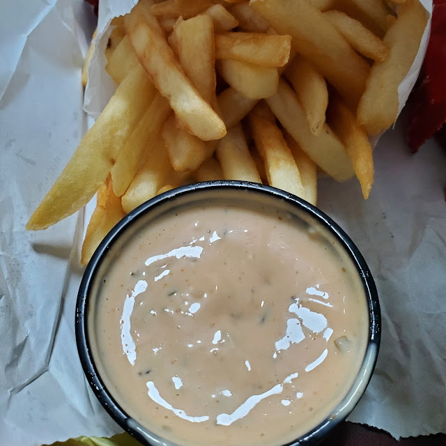 French Fries with Thousand Island