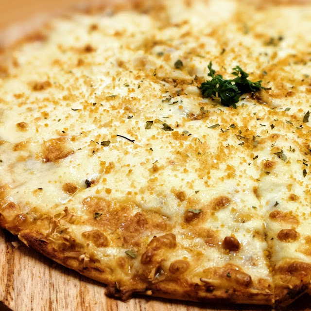 Cheese Pizza