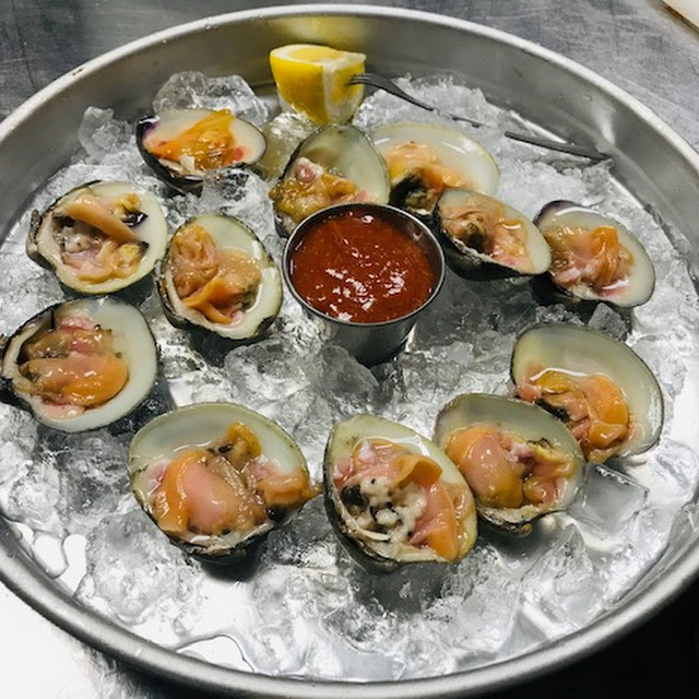 Raw Bar w Joey Clams & Prime Rib
