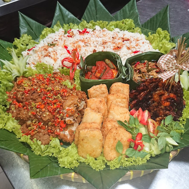 Nasi Liwet Ayam Geprek