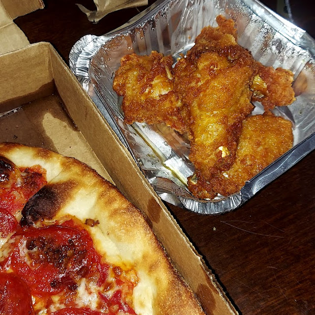 Wings Plain Sauce on Side Ask for Well Done