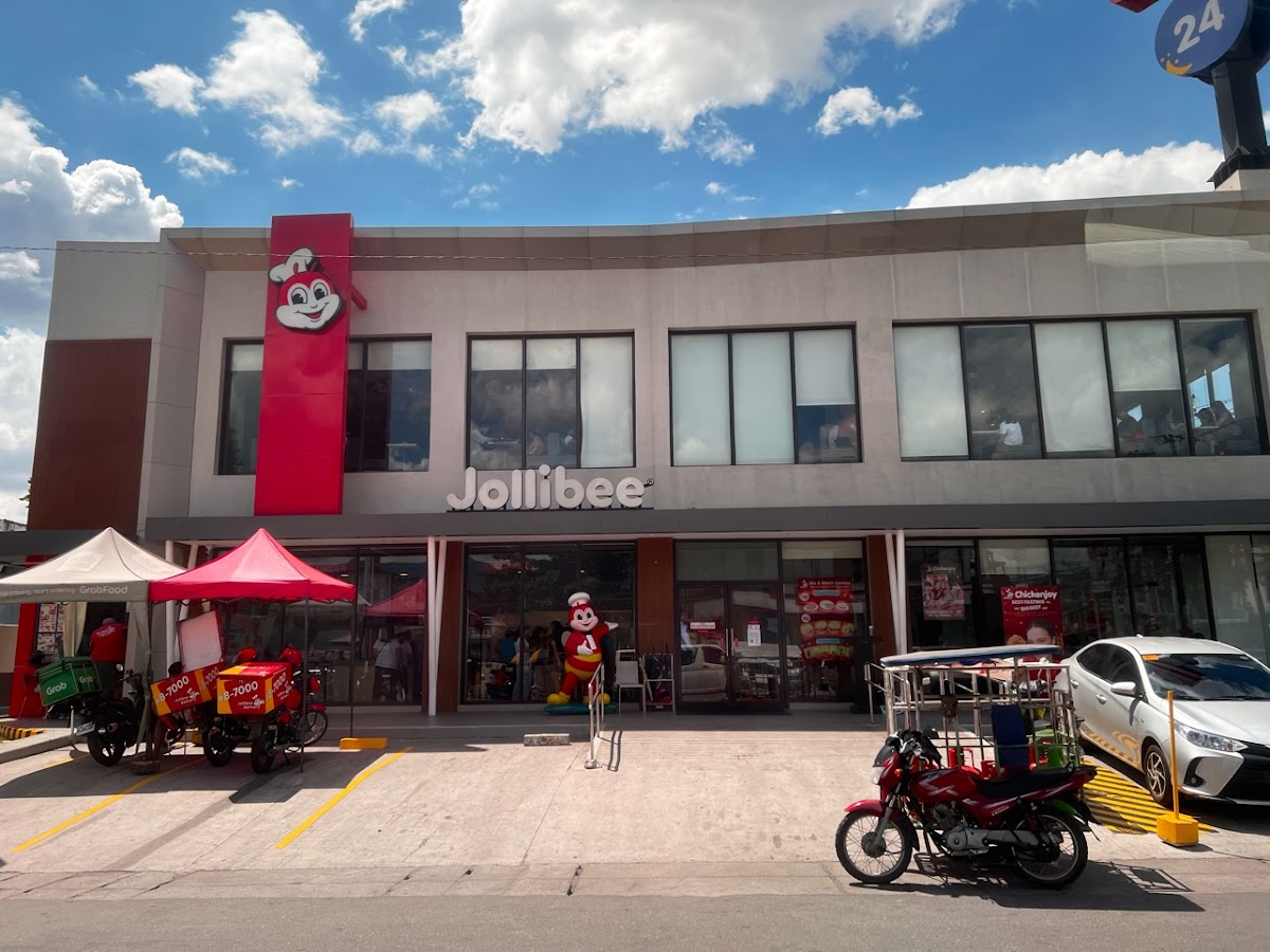 Jollibee Magalang