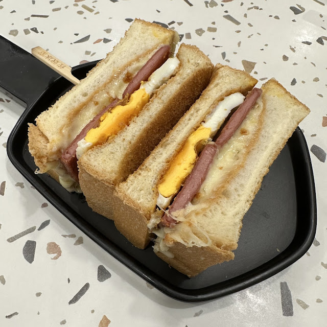 Spam Omelette Sandwich
