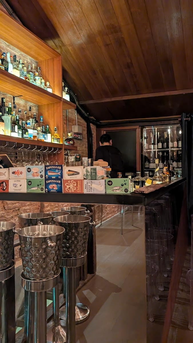 JUJU Restaurant Lounge