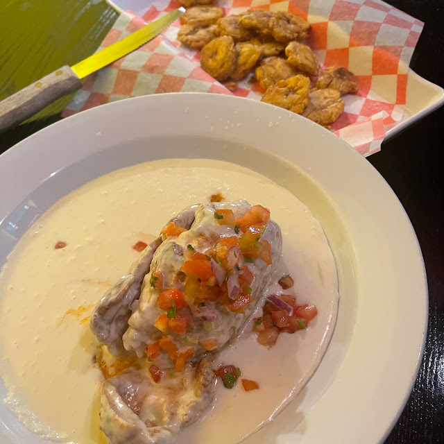 Pechuga Rellena De Camarones Chicken Stuffed with Shrimp