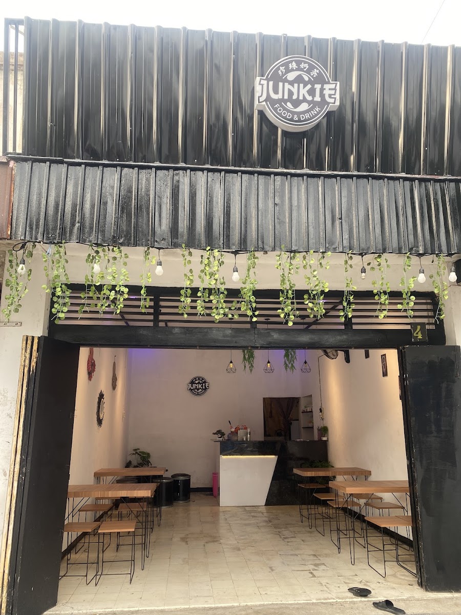 JUNKIE TAIWAN FOODIES
