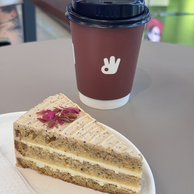 柠檬伯爵茶蛋糕 拿铁