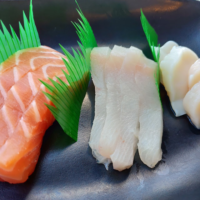 Scallop Sashimi